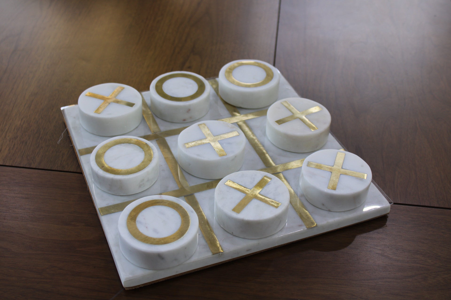 Marble 12 x 12 Tic-Tac-Toe, White/Gold